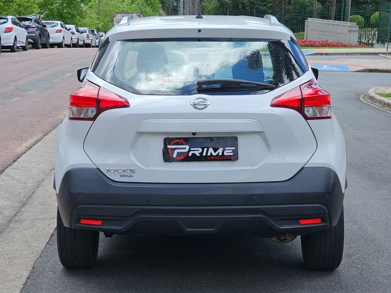 Nissan KICKS S 1.6 16V FlexStar 5p Mec.