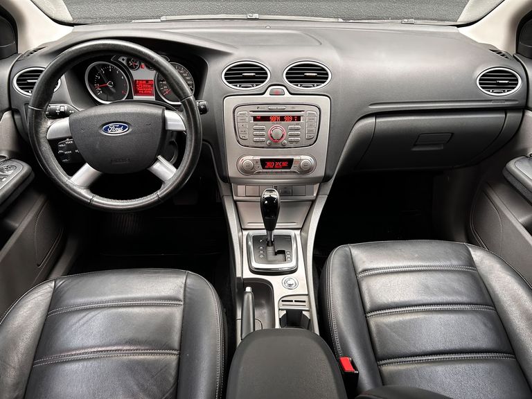 Ford Focus 2.0 16V/SE/SE Plus Flex 5p Aut.