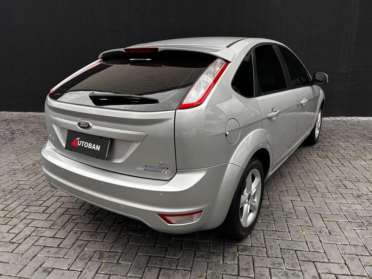 Ford Focus 2.0 16V/SE/SE Plus Flex 5p Aut.