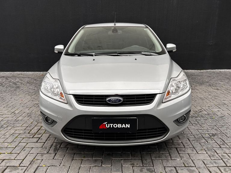Ford Focus 2.0 16V/SE/SE Plus Flex 5p Aut.