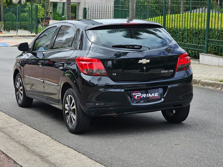 Chevrolet ONIX HATCH LTZ 1.4 8V FlexPower 5p Mec.