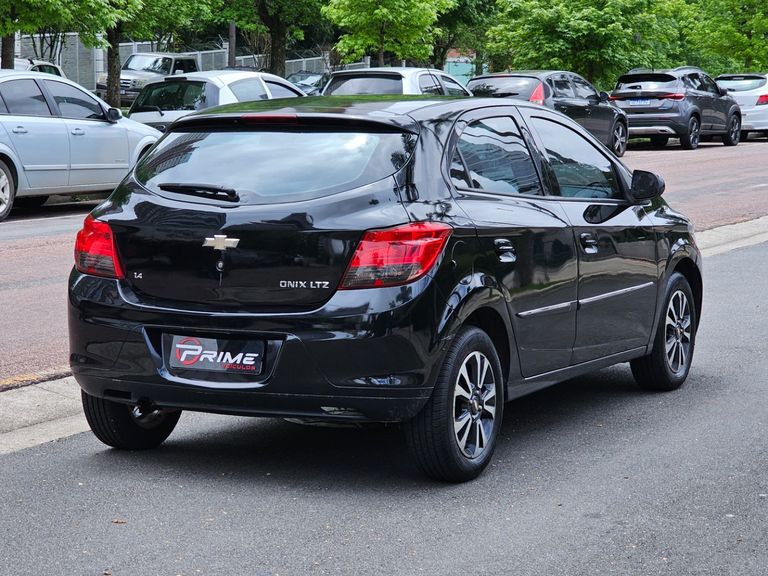 Chevrolet ONIX HATCH LTZ 1.4 8V FlexPower 5p Mec.