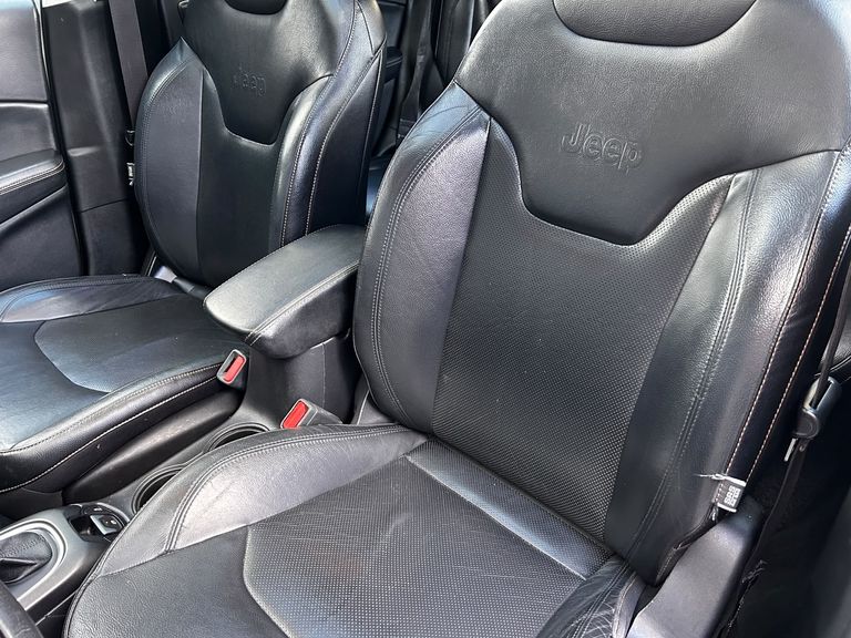 Jeep COMPASS LONGITUDE 2.0 4x2 Flex 16V Aut.