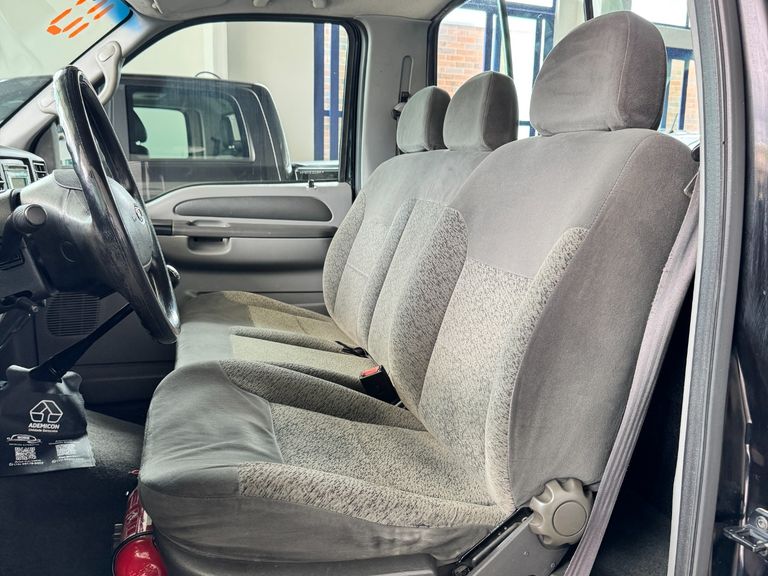 Ford F-250 XLT 3.9 4x2 Diesel TB