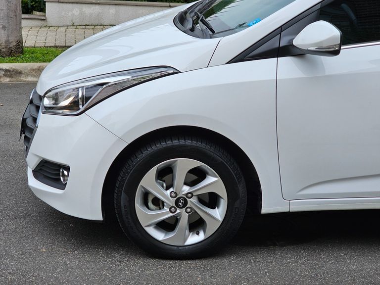 Hyundai HB20 Premium 1.6 Flex 16V Aut.