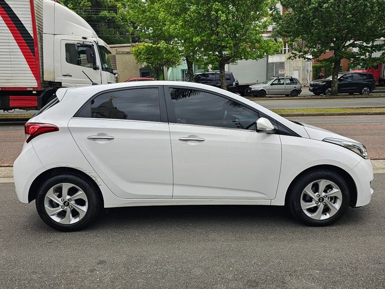 Hyundai HB20 Premium 1.6 Flex 16V Aut.