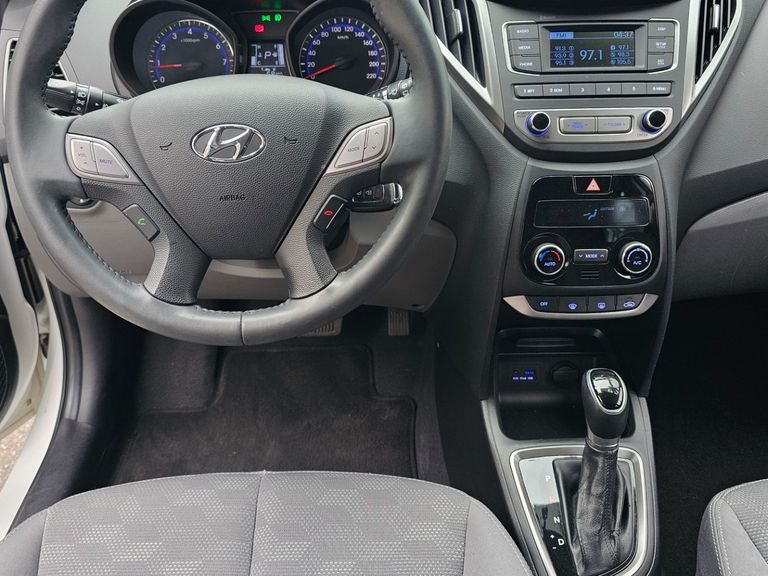 Hyundai HB20 Premium 1.6 Flex 16V Aut.