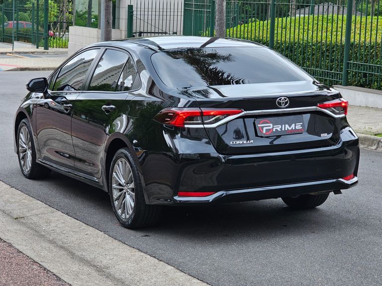 Toyota Corolla XEi 2.0 Flex 16V Aut.