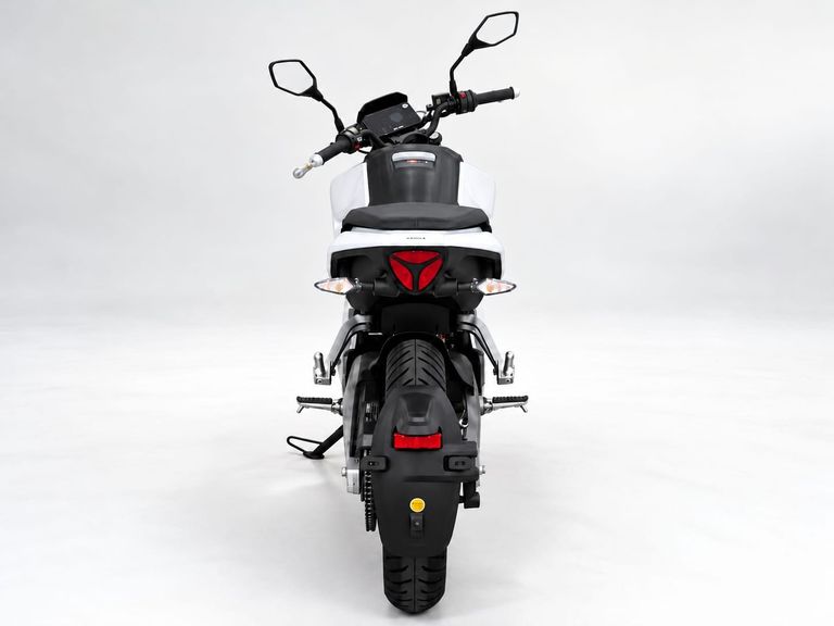 YADEA K2 7000W 2BAT 72V32AH