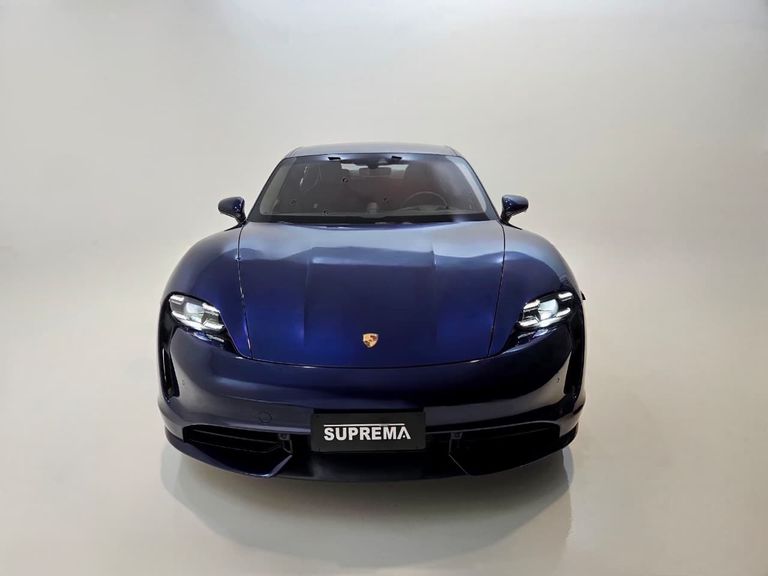 Porsche Taycan Turbo (Elétrico)