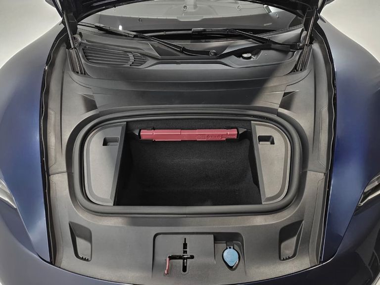 Porsche Taycan Turbo (Elétrico)