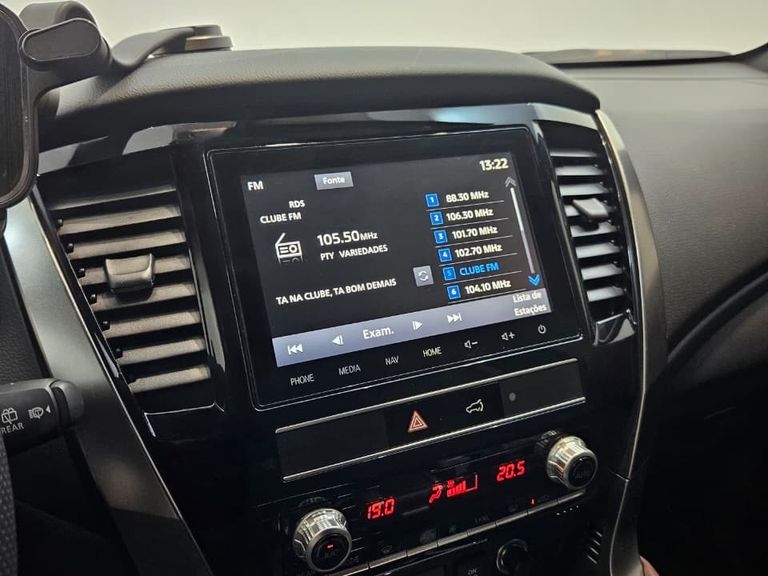 Mitsubishi Pajero Sport Le.Black 2.4 4x4 (Die) Aut.