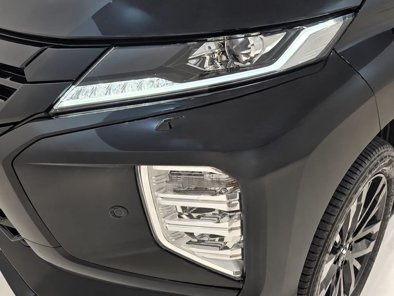 Mitsubishi Pajero Sport Le.Black 2.4 4x4 (Die) Aut.