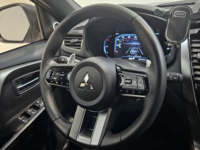 Mitsubishi Pajero Sport Le.Black 2.4 4x4 (Die) Aut.