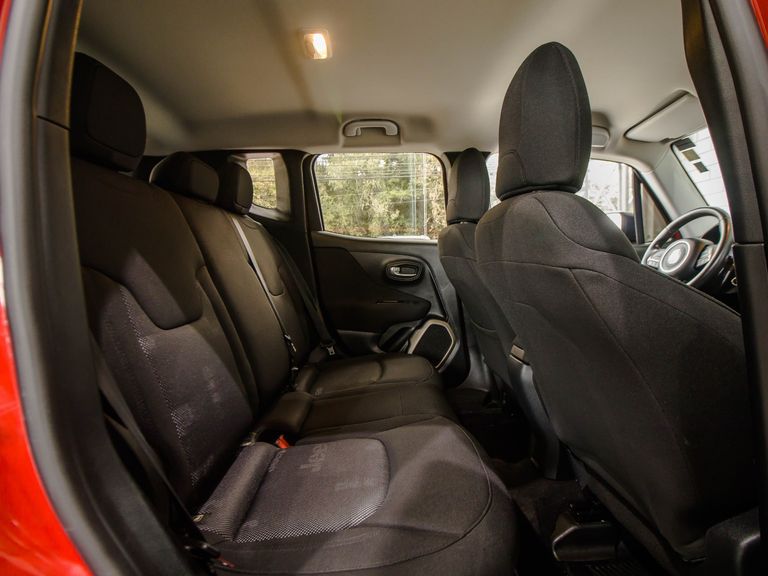 Jeep Renegade Sport 1.8 4x2 Flex 16V Aut.