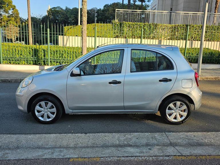 Nissan MARCH S 1.6 16V Flex Fuel 5p