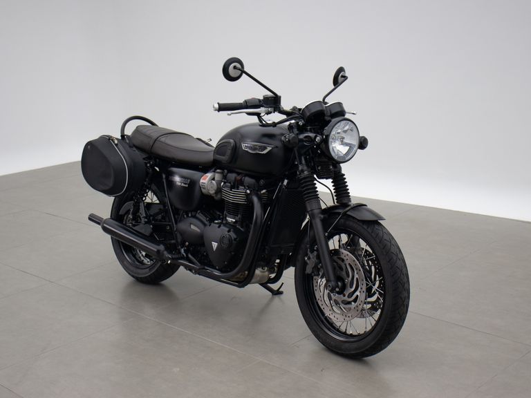 TRIUMPH BONNEVILLE T120 BLACK