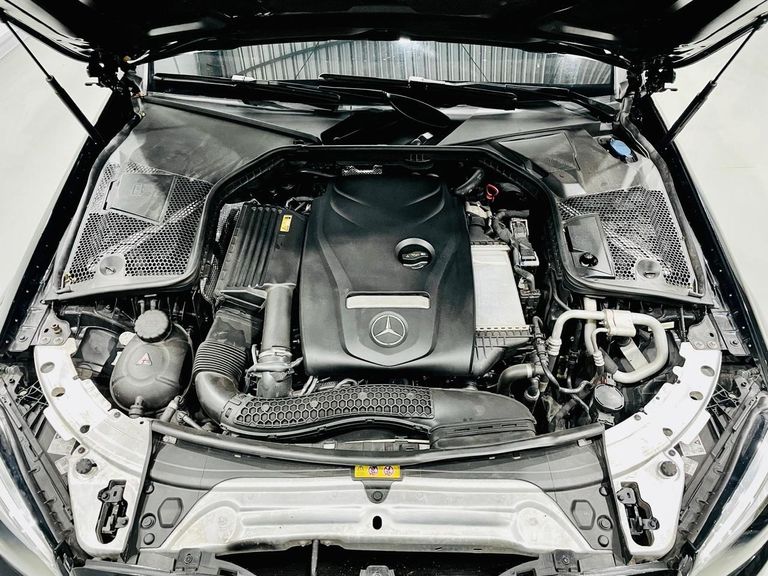 Mercedes 1.6 CGI GASOLINA EXCLUSIVE 9G-TRONIC