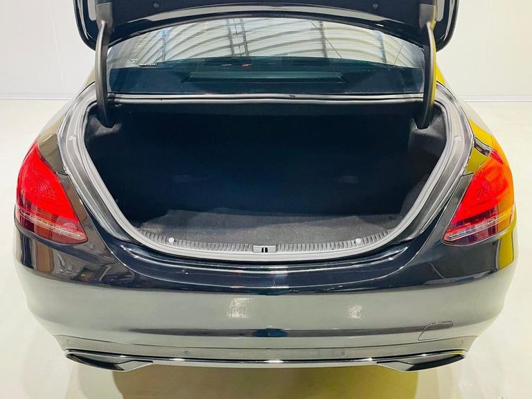 Mercedes 1.6 CGI GASOLINA EXCLUSIVE 9G-TRONIC