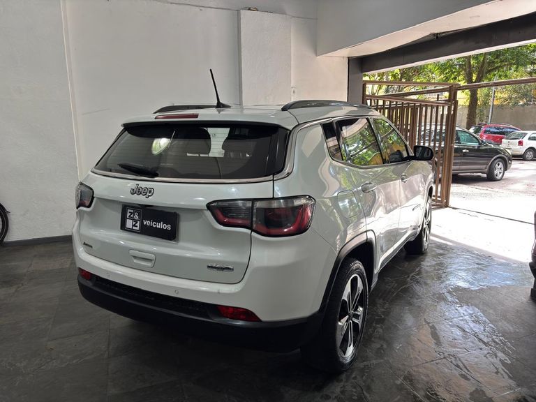 Jeep COMPASS LONGITUDE 2.0 4x2 Flex 16V Aut.