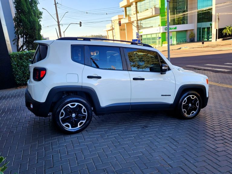 Jeep Renegade Sport 1.8 4x2 Flex 16V Aut.
