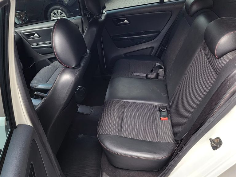 VolksWagen Fox Rock in Rio 1.6 Mi Total Flex 8V 5p