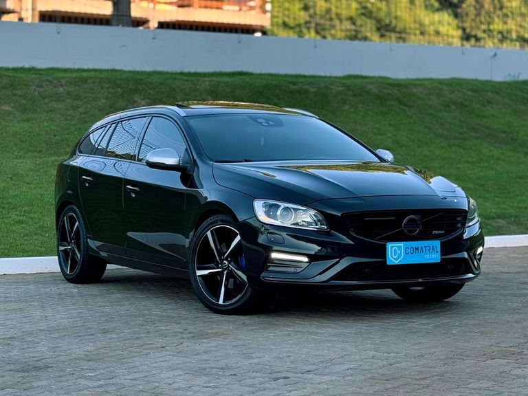 Volvo V60 T-6 R-DESIGN 3.0 AWD 4p