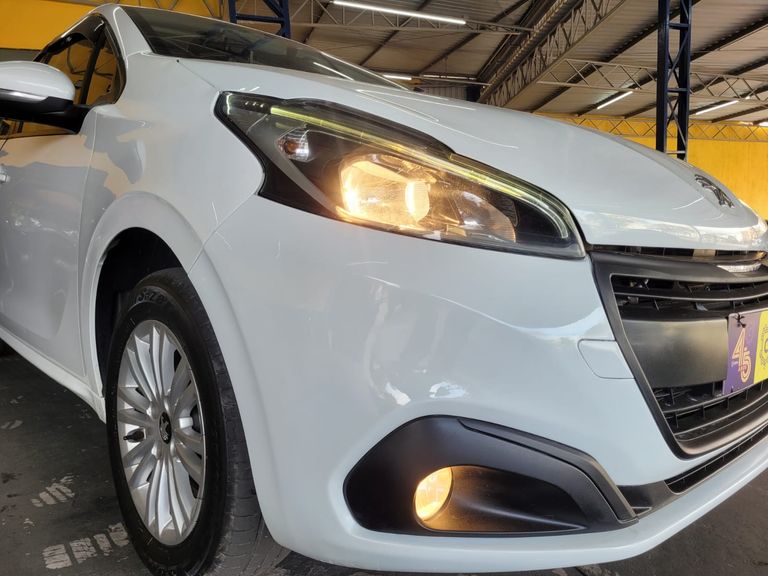 Peugeot 208 Active Pack 1.6 Flex 16V 5p Aut.