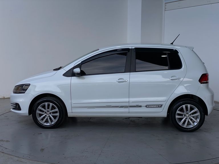 VolksWagen Fox Connect 1.6 Flex 8V 5p
