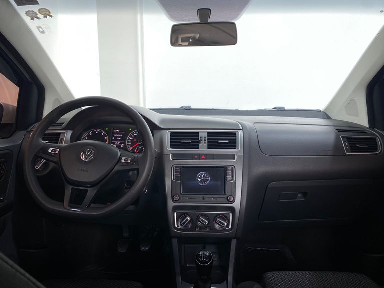 VolksWagen Fox Connect 1.6 Flex 8V 5p