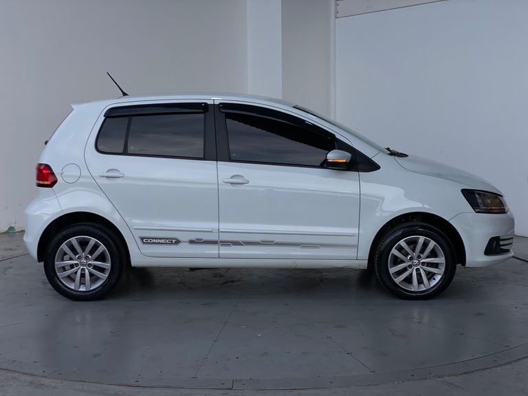 VolksWagen Fox Connect 1.6 Flex 8V 5p