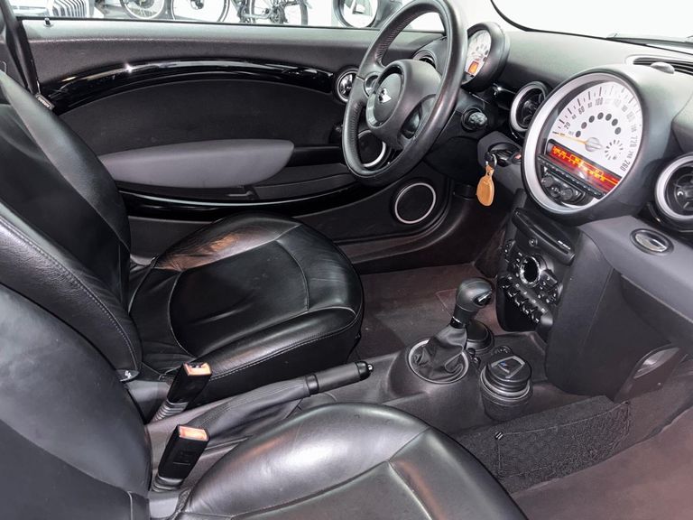Mini COOPER 1.6 Aut.