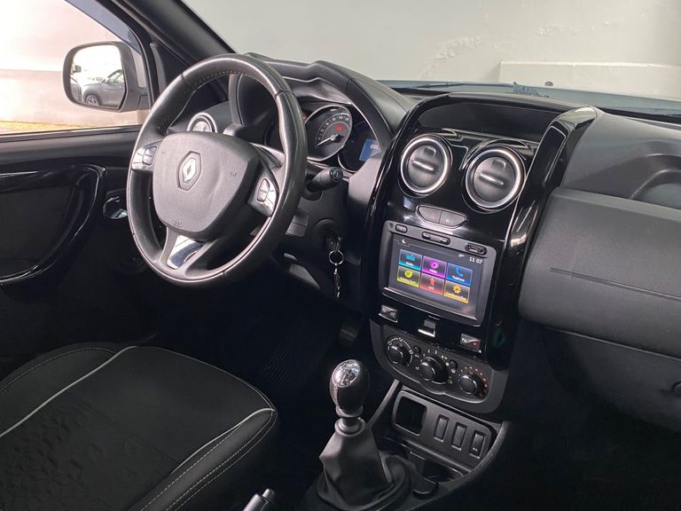 Renault DUSTER OROCH Dyna. 2.0 Flex 16V Mec.