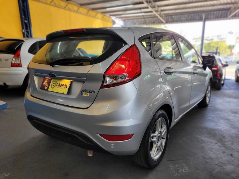 Ford Fiesta SEL 1.6 16V Flex  Aut. 5p