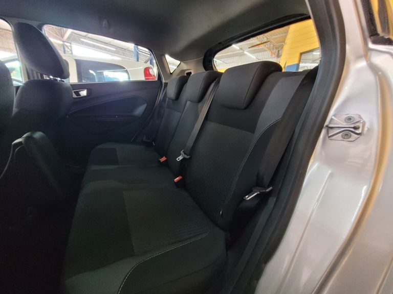 Ford Fiesta SEL 1.6 16V Flex  Aut. 5p