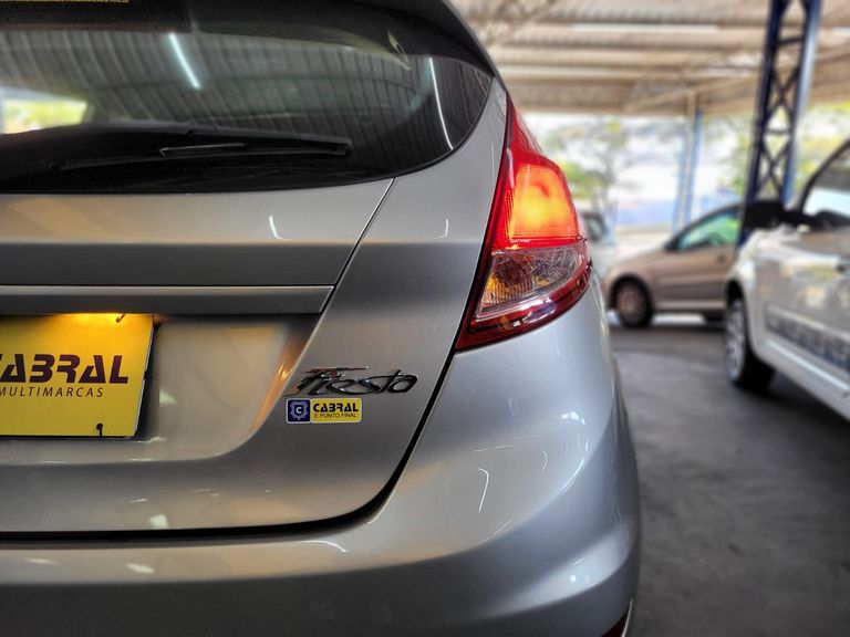 Ford Fiesta SEL 1.6 16V Flex  Aut. 5p