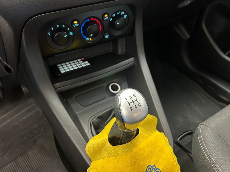 Ford Ka 1.0 SE/SE Plus TiVCT Flex 5p