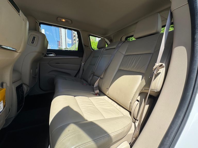 Jeep Cherokee Limited 3.2 4x4 V6 Aut.