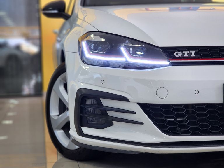 VolksWagen Golf GTi 2.0 TSI 220cv Aut.