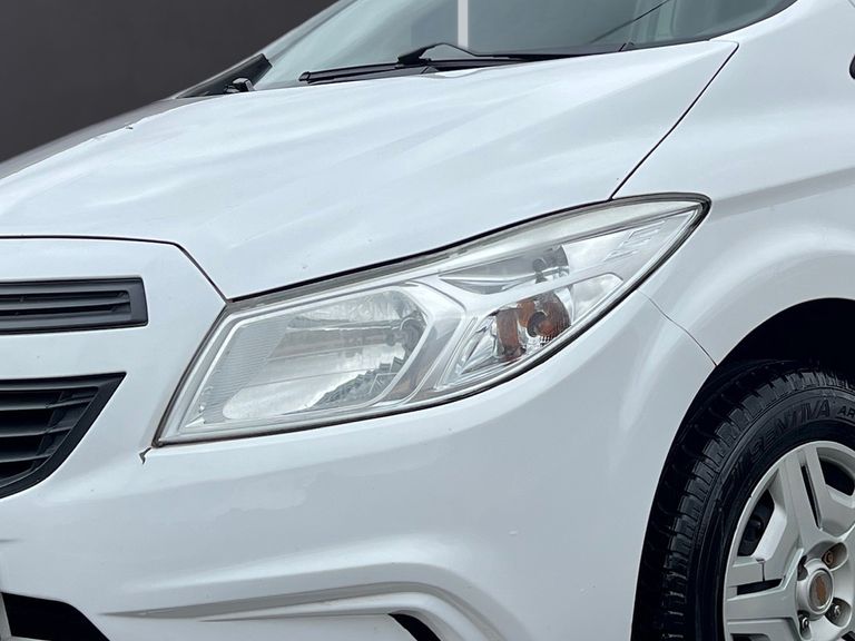 Chevrolet ONIX HATCH LS 1.0 8V FlexPower 5p Mec.