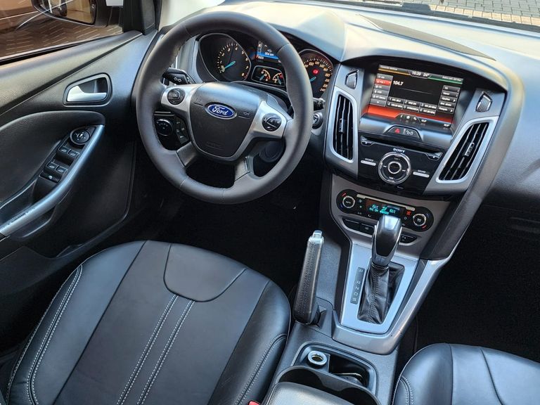 Ford Focus TITA/TITA Plus 2.0  Flex 5p Aut.