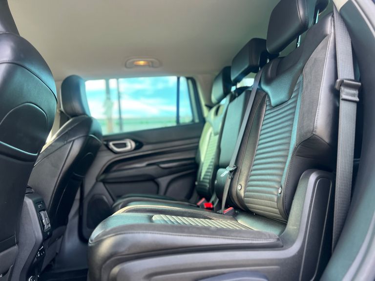 Jeep Commander Limited TD380 2.0 4x4 Die.Aut.