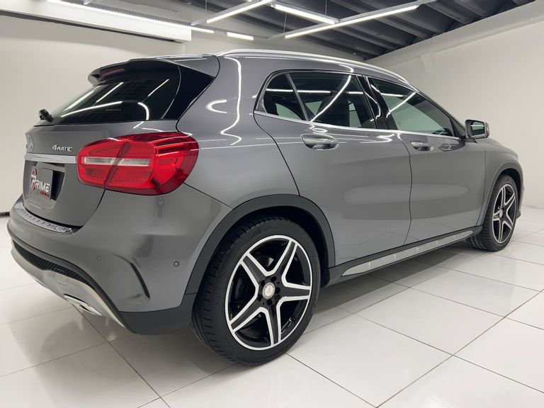 Mercedes GLA 250 Sport 2.0 TB 16V 4x4 211cv Aut.