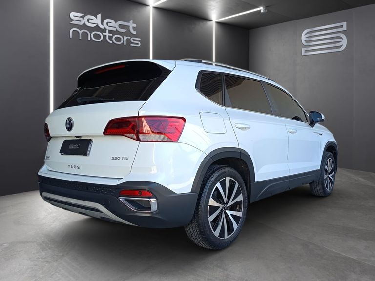 VolksWagen TAOS Highline 1.4 250 TSI Flex Aut.