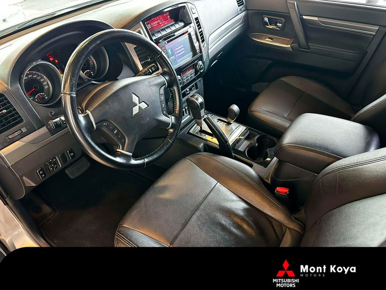 Mitsubishi Pajero HPE Full 3.2 4x4 T.I.Dies. 5p Aut