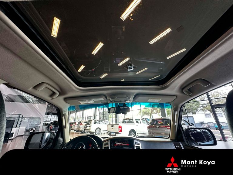 Mitsubishi Pajero HPE Full 3.2 4x4 T.I.Dies. 5p Aut