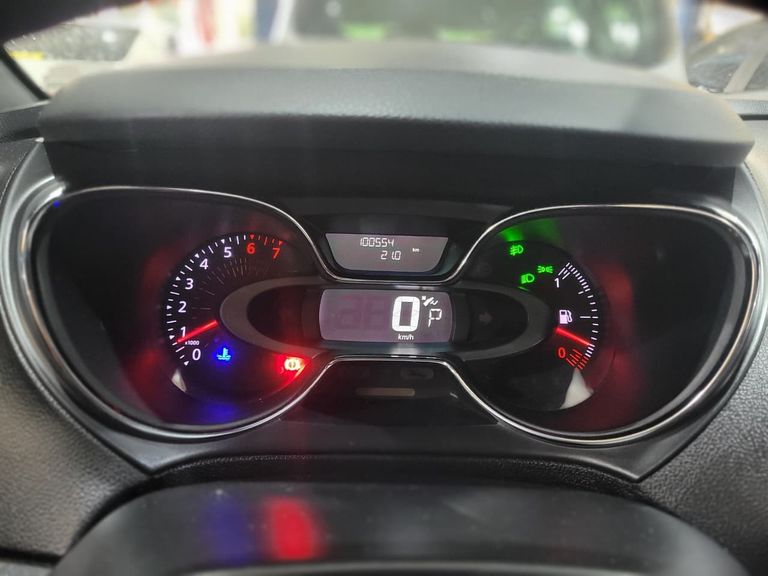 Renault CAPTUR Intense 2.0 16V Flex 5p Aut.