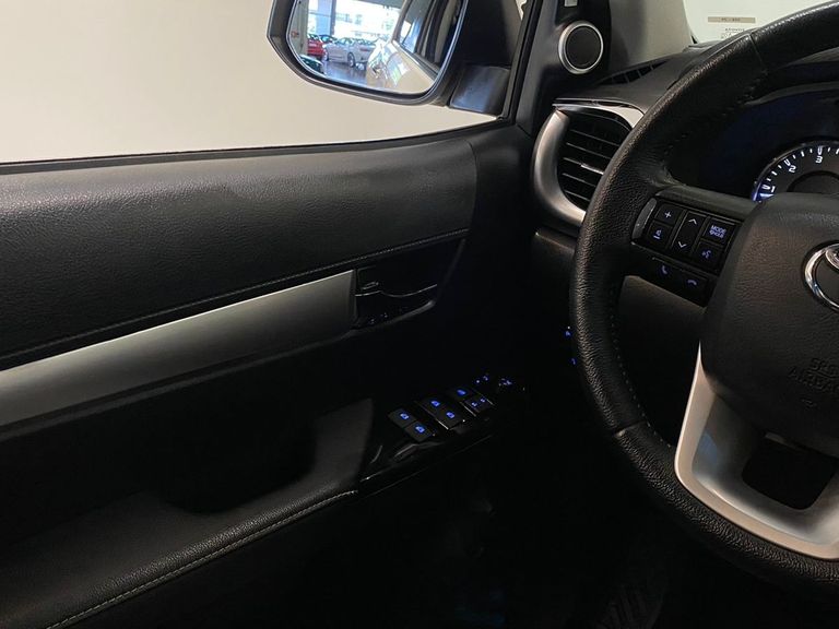 Toyota 2.8 CD SRX 4X4 AUTOMÁTICO