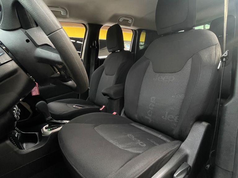 Jeep Renegade Sport 1.8 4x2 Flex 16V Aut.