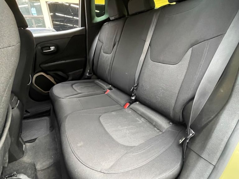 Jeep Renegade Sport 1.8 4x2 Flex 16V Aut.